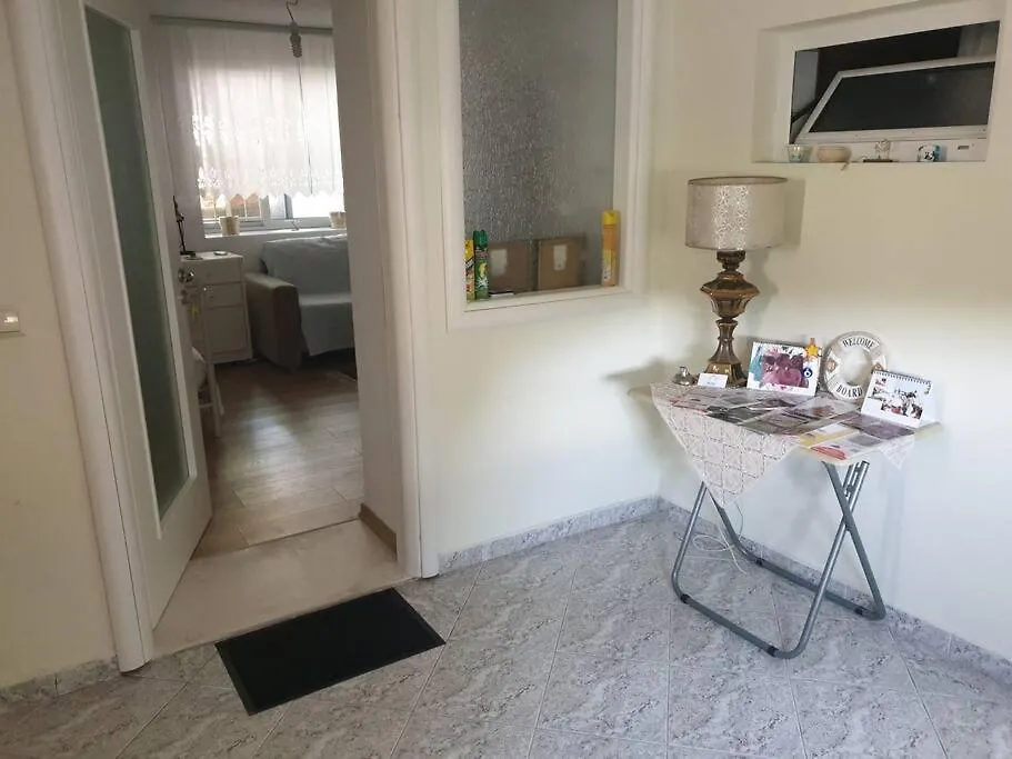 Grandma'S House Διαμέρισμα Αργυρόκαστρο